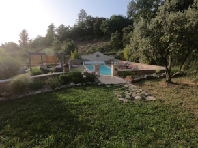 Gîte avec piscine à Bonnieux au cœur du Luberon
